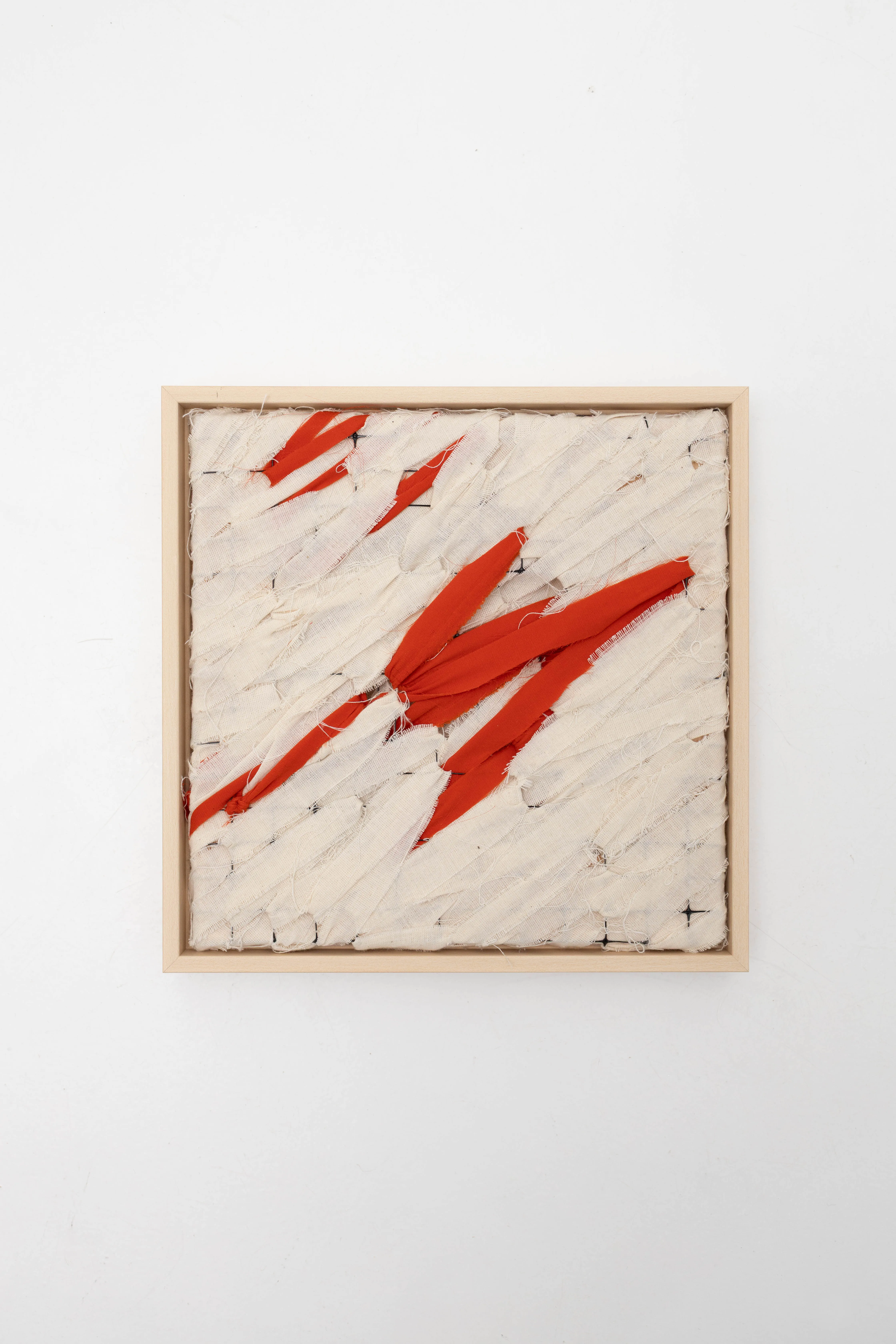 Зображення "Love Affairs" від David Kokhan, розмір: 28 x 28 x 3,5 cm, матеріали: textile (cotton, strеtch), stretcher frame, mesh, framed, медіум: mixed-media, місто: Kyiv Фото 1 з 5.