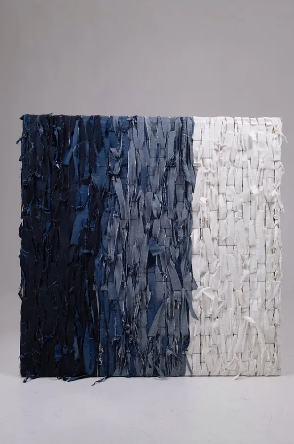 Зображення "Three stages of life" від David Kokhan, розмір: 100 x 100 cm, матеріали: textile (denim), stretcher frame, mesh, медіум: mixed-media