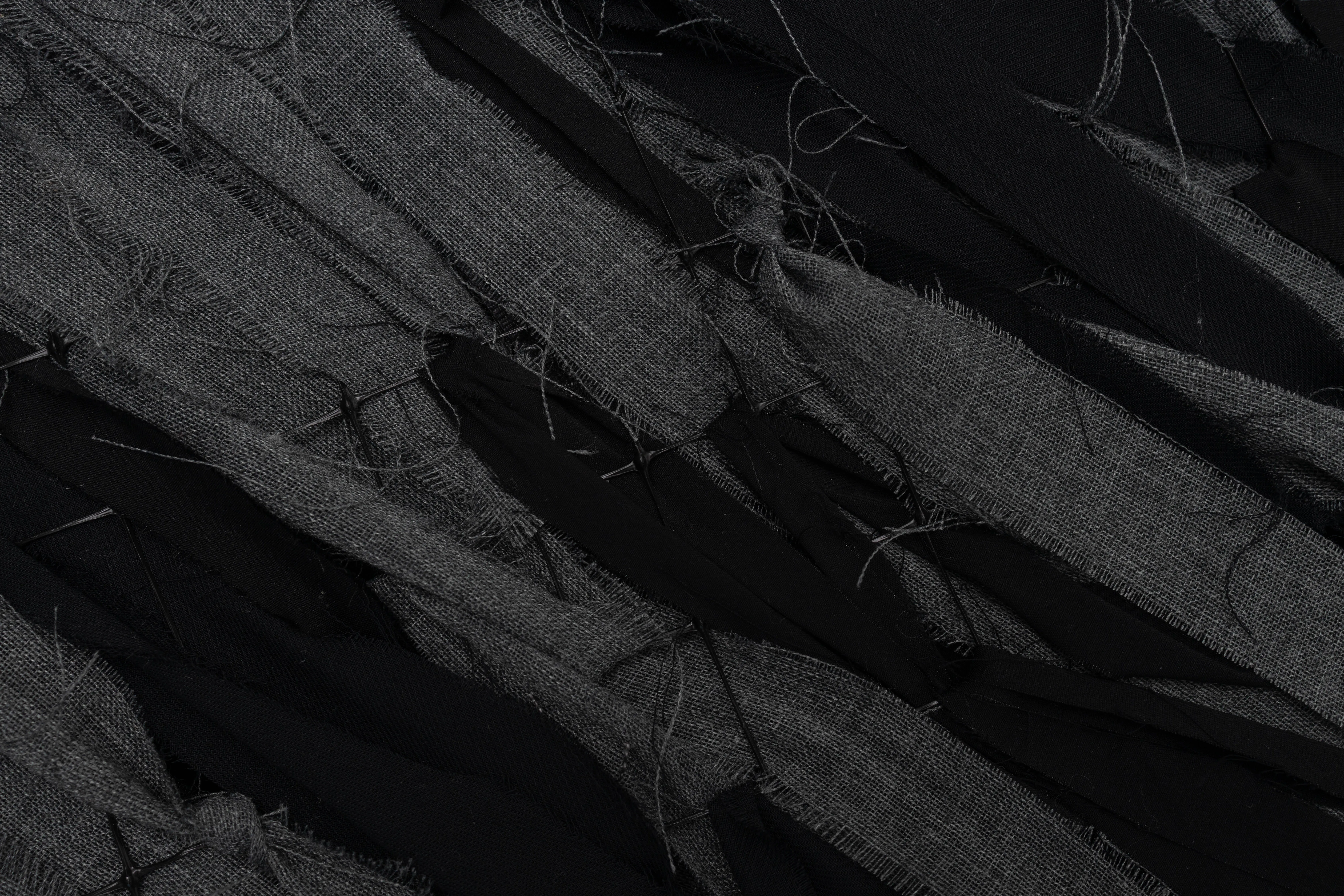 Зображення "Absorption" від David Kokhan, розмір: 104 x 84 x 3,5 cm, матеріали: textile (cotton, strеtch), stretcher frame, mesh, framed, медіум: mixed-media, місто: Kyiv Фото 8 з 9.